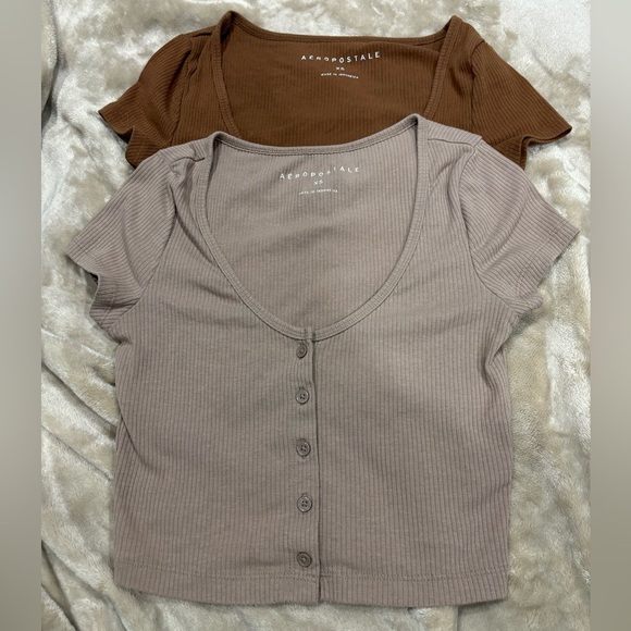 3 CROP TOPS XS Aero and Cotton on - Picture 2 of 3